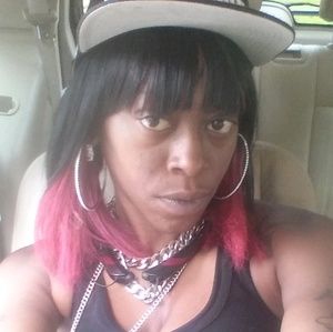 Meet your Posher, Latasha